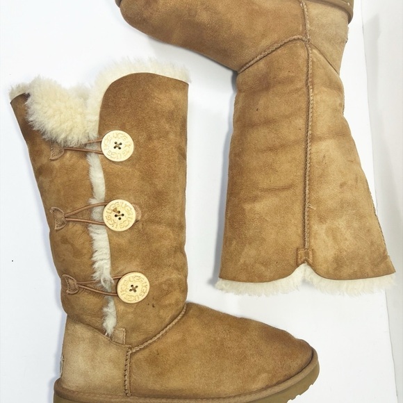 Ugg Eva Brown Suede and Shearling Button Up Boots Womens size 8 - Picture 8 of 15